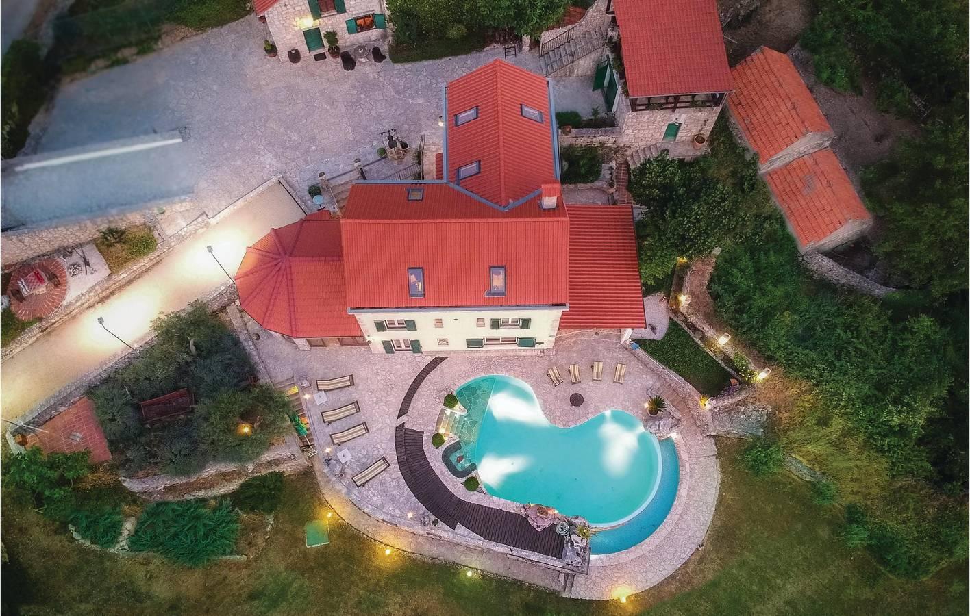 Vakantiehuis in Split-Dalmatië, Kroatië voor 14 personen foto 12