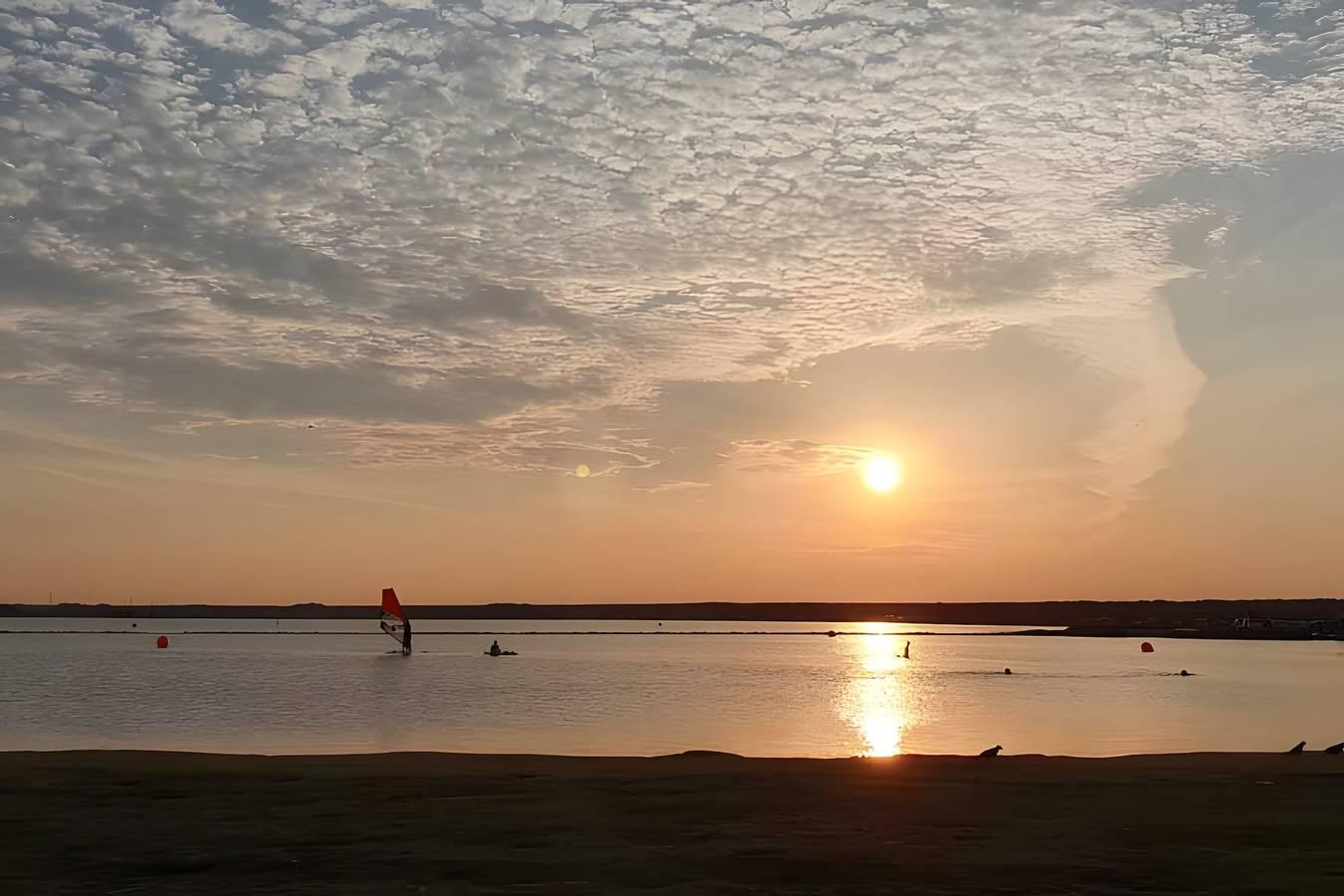 Vakantiehuis 'Grevelingenmeer' met privéterras, privétuin in Brouwershaven, Grevelingenmeer, Nederland voor 6 personen foto 23