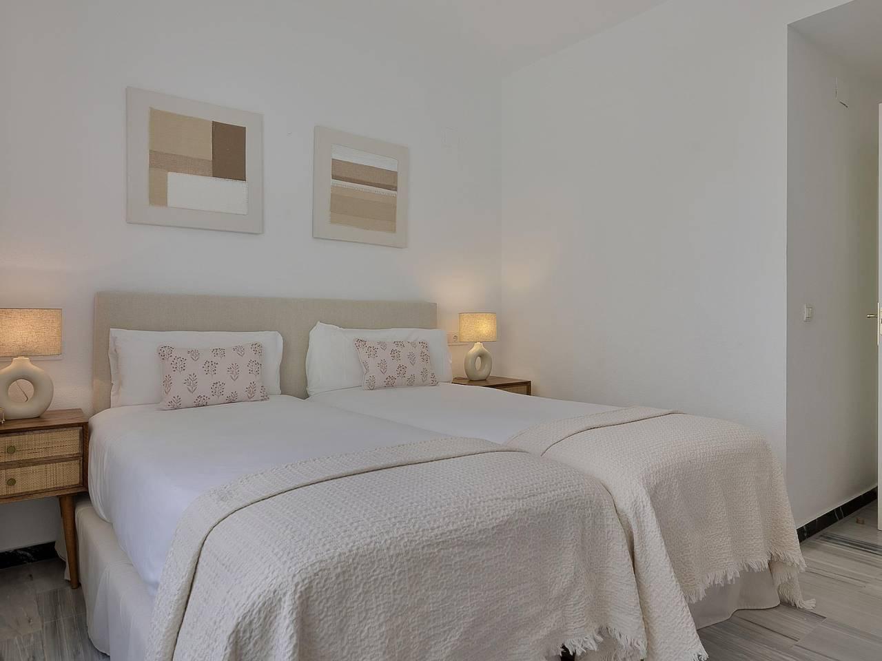 Vakantieappartement met zwembad en airconditioning in Medina Gardens, Marbella, Spanje voor 4 personen foto 23