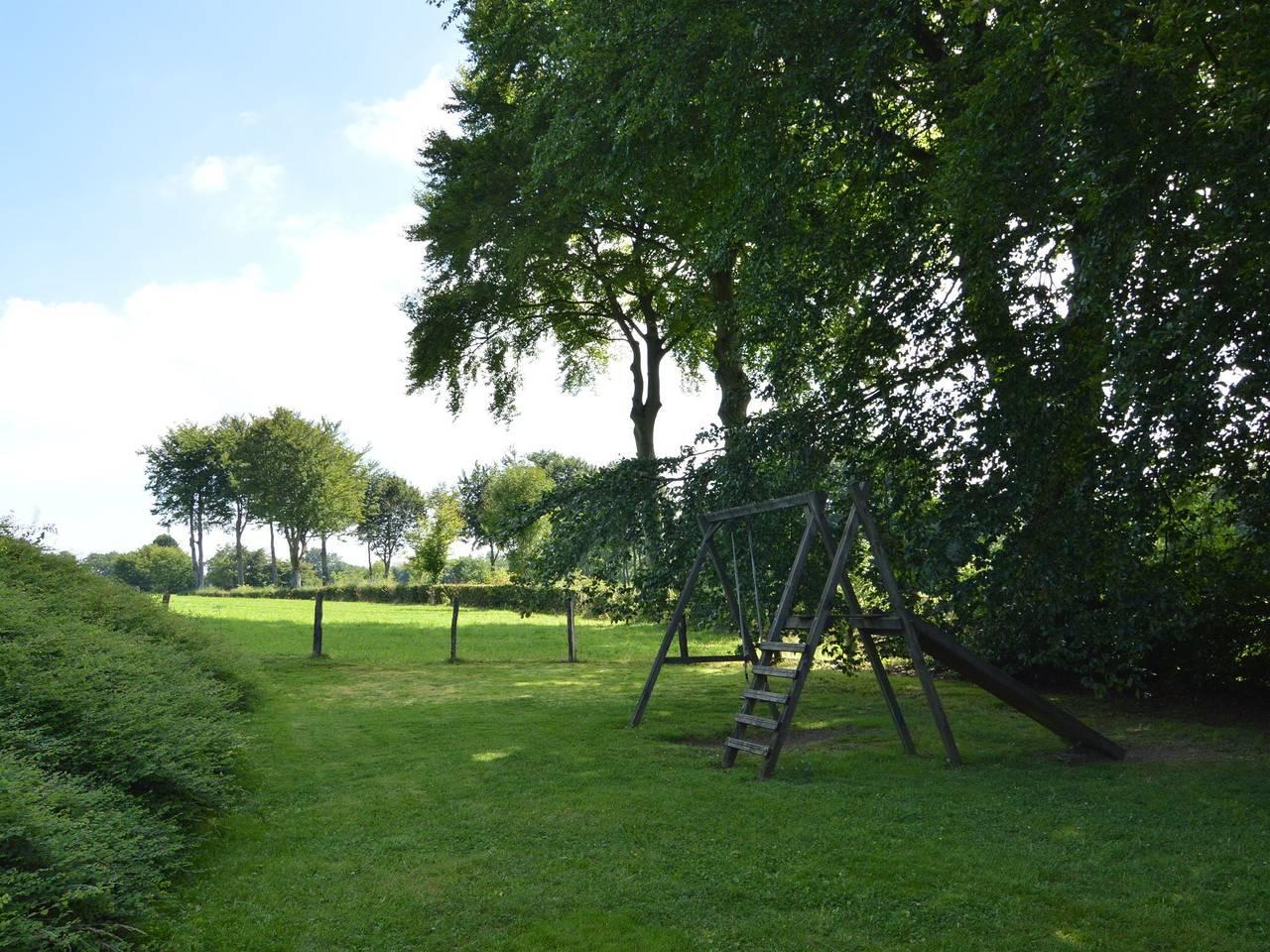 Ruim chalet in Ovifat in Weismes, België voor 16 personen foto 24