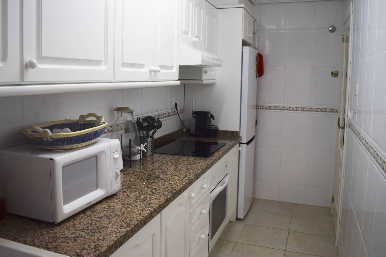 Vakantieappartement met zwembad en ligging bij zee in El Palmar, Costa Blanca, Spanje voor 6 personen foto 19