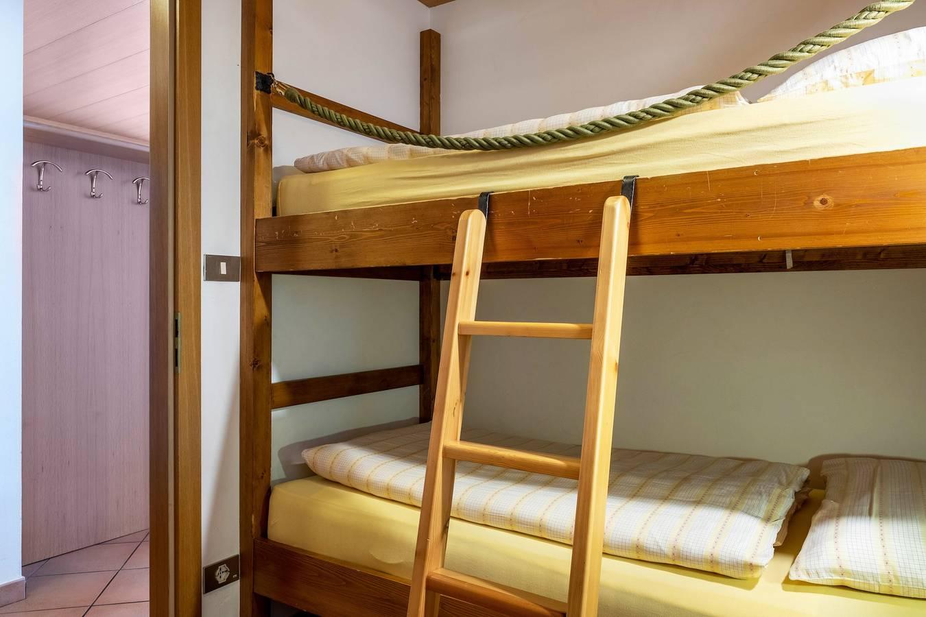 Appartement "Cesa Soramurat 9" met Uitzicht op de Bergen, Wifi & in Canazei, Dolomiti Superski, Italië voor 6 personen foto 19