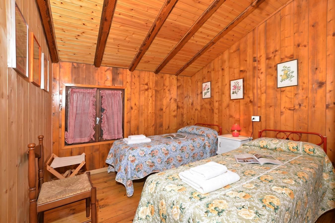 Casa Busso in Gemeente Esino Lario, Westelijke Bergamo-Alpen, Italië voor 6 personen foto 21