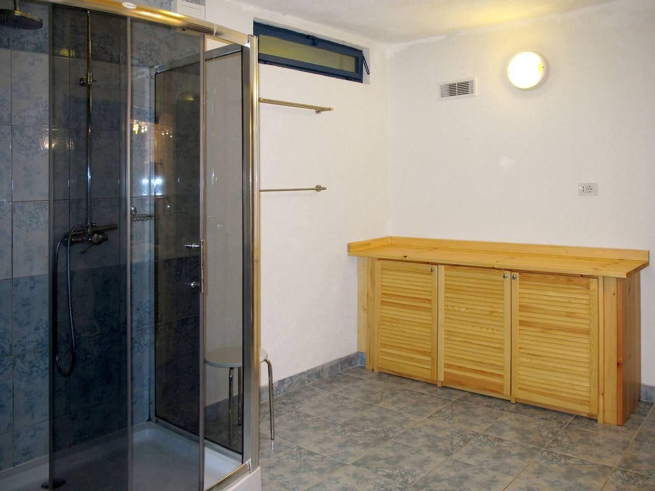 Vakantiehuis met privézwembad en zeezicht in Cres, Kroatië voor 6 personen foto 19