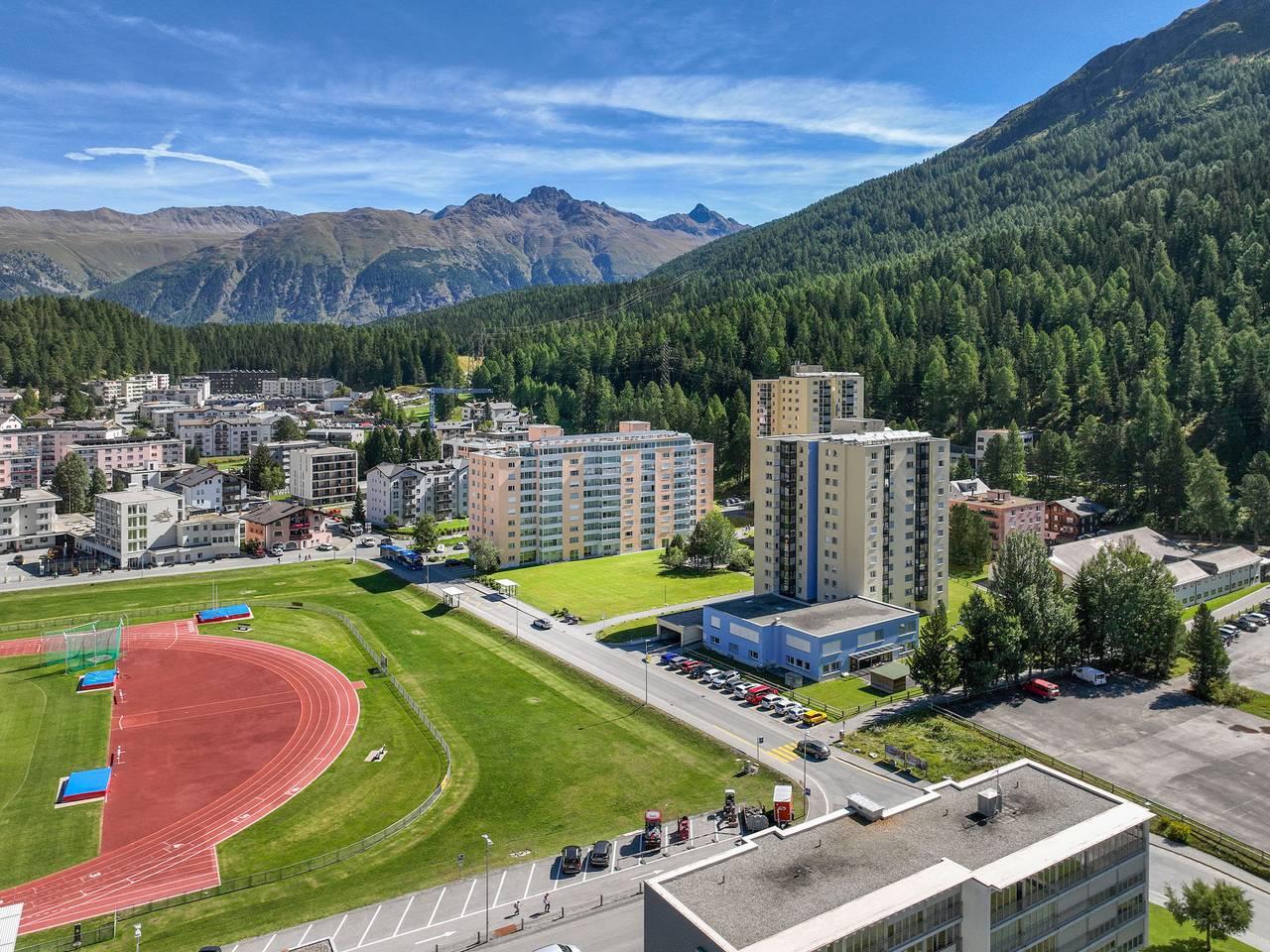 Chesa Ova Cotschna 303 in St. Moritz 3 Bad, Sankt Moritz, Zwitserland voor 2 personen foto 17
