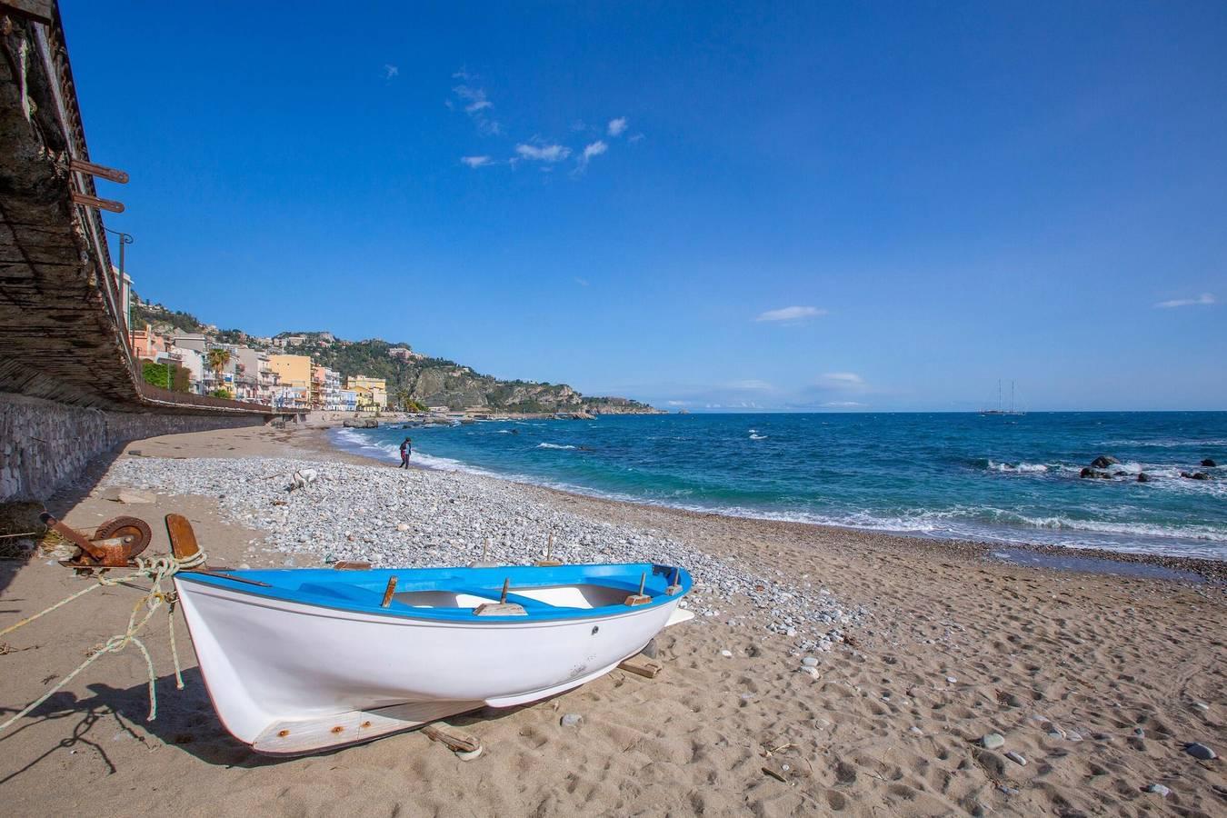 Sicilian Charm close to Taormina in Gaggi, Provincie Messina, Italië voor 6 personen foto 20