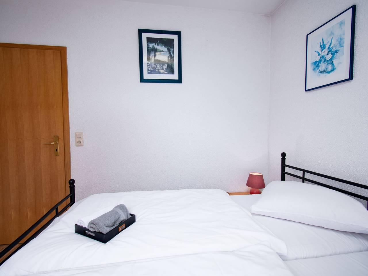 Vakantieappartement met binnenzwembad en zwembad in Norddeich, Duitsland voor 6 personen foto 12