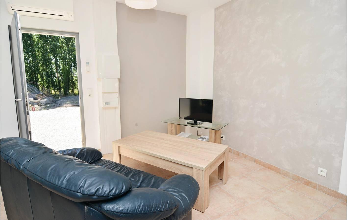 Gezellig appartement aan het zwembad bij de Rhône in Le Sambuc, Arles, Frankrijk voor 4 personen foto 24