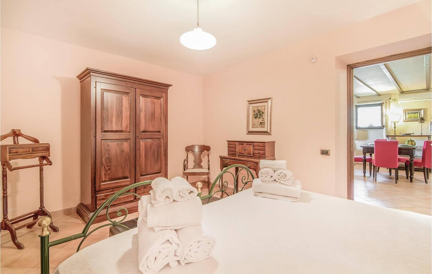 Zonnig appartement met zwembad, terras en wifi op 1,5 km in Poggio Catino, Provincie Rieti, Italië voor 8 personen foto 21