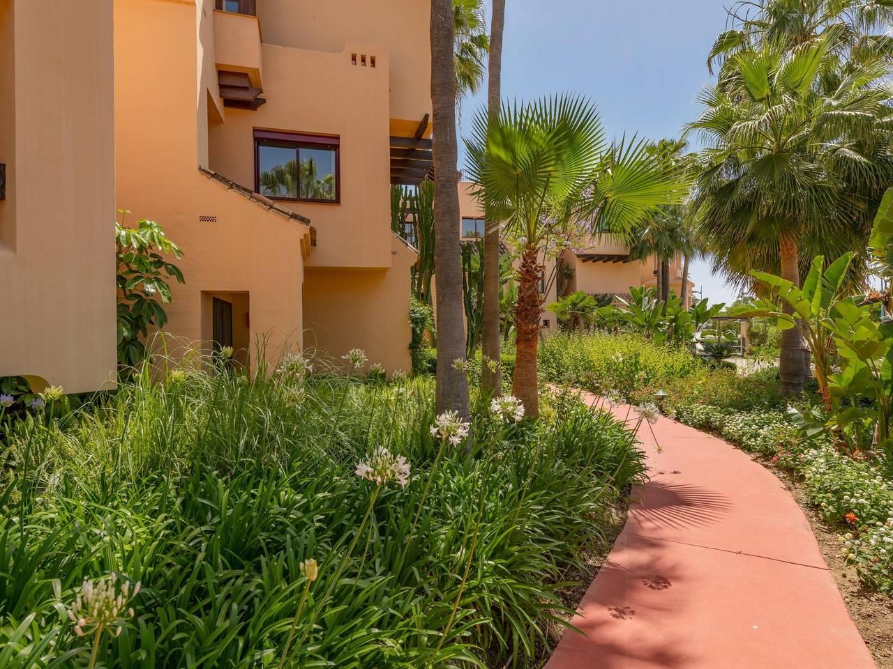 Vakantieappartement met zwembad en ligging bij zee in San Pedro Alcántara, Marbella, Spanje voor 4 personen foto 23