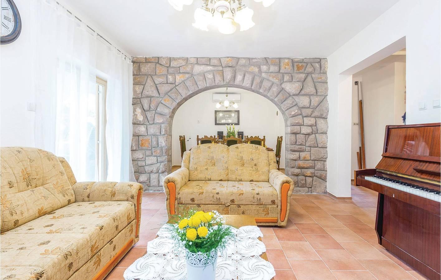 Charmant appartement met zwembad, vlak bij de kust in Bribir, Primorje-Gorski Kotar, Kroatië voor 8 personen foto 23