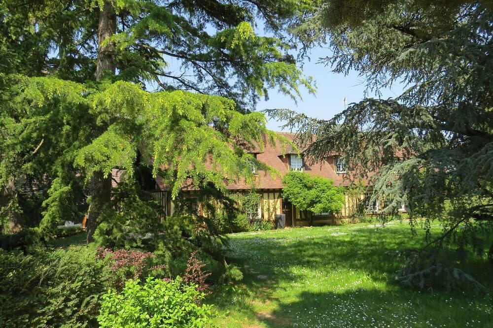Vakantiehuis met privézwembad en zwembad in Buis-sur-Damville, Frankrijk voor 14 personen foto 23