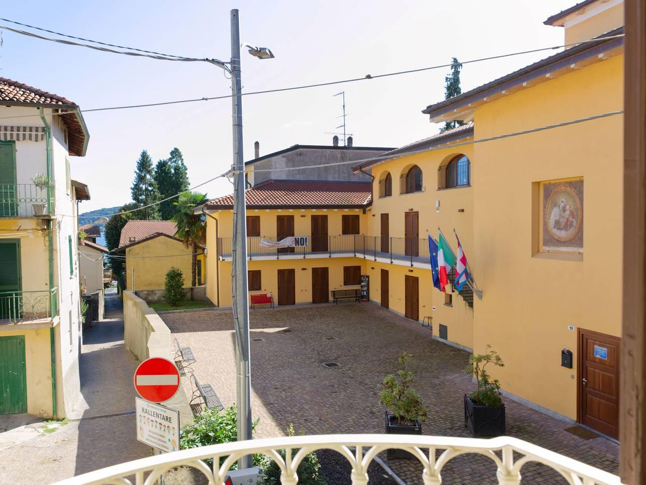 Canton Balin in Meina, Gemeente Meina, Italië voor 4 personen foto 21
