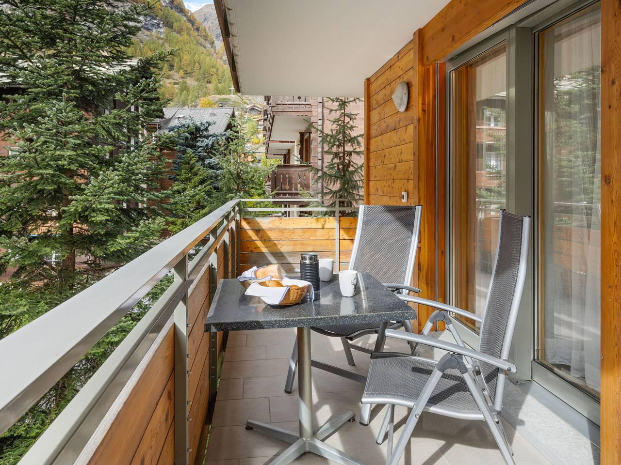 Vakantieappartement met sauna en 3 slaapkamers en balkon in Zermatt, Walliser Alpen, Zwitserland voor 6 personen foto 19
