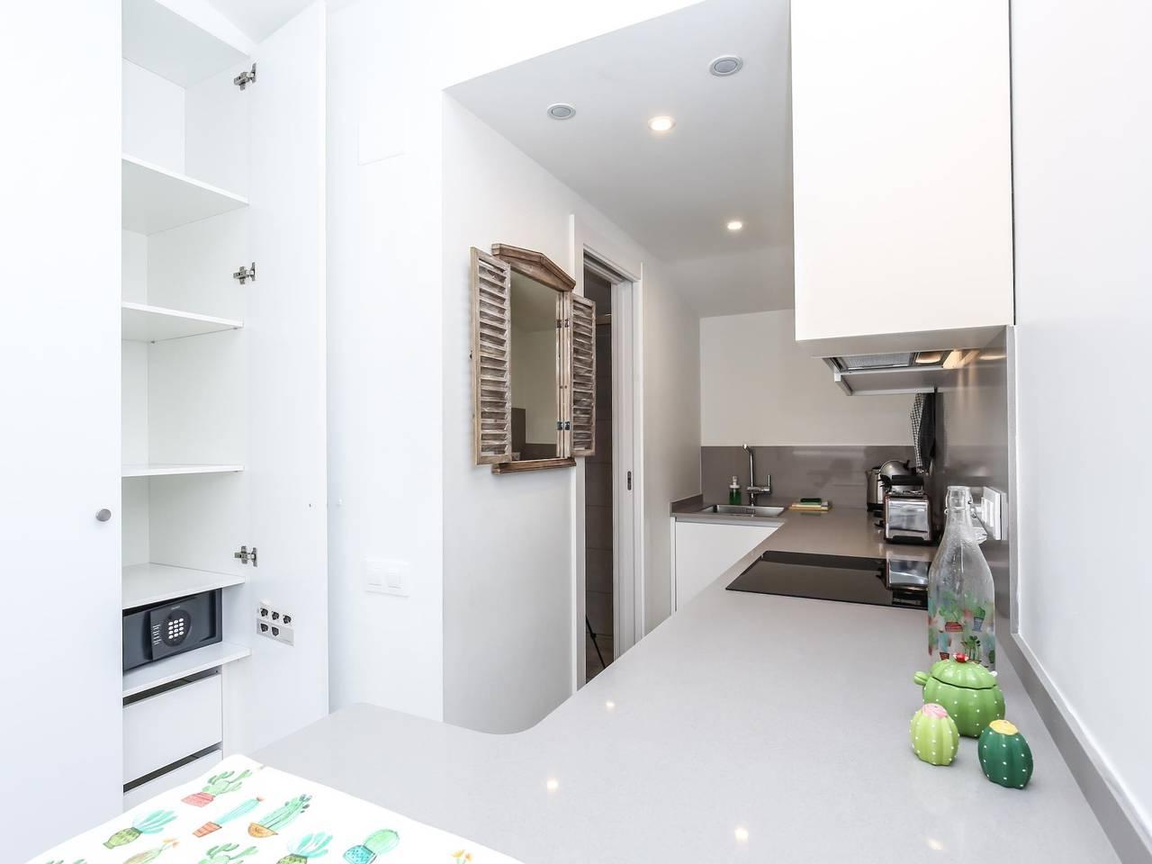 Vakantieappartement met zwembad en airconditioning in Castelldefels, Baix Llobregat, Spanje voor 2 personen foto 20