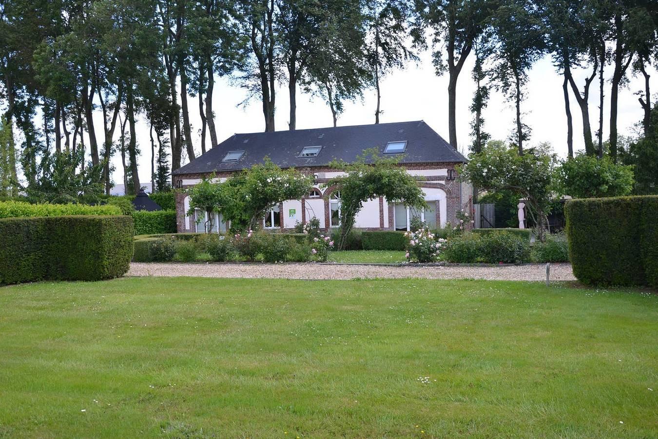 Gîtes de France® - Le Clos de la Roseraie in Ypreville-Biville, Frankrijk voor 9 personen foto 23