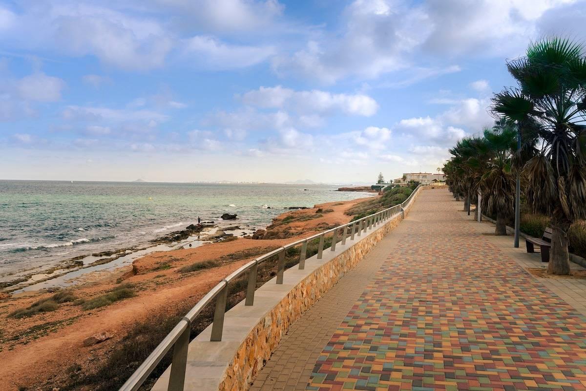 Vakantieappartement met zwembad en ligging bij zee in Torrevieja Centre, Torrevieja, Spanje voor 4 personen foto 19
