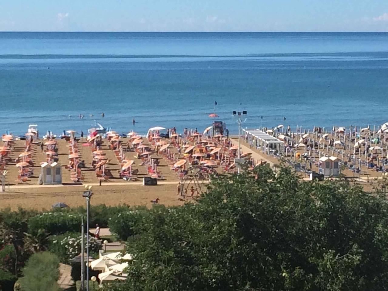 Vakantiewoning met airconditioning in Bibione, San Michele al Tagliamento, Italië voor 7 personen foto 21