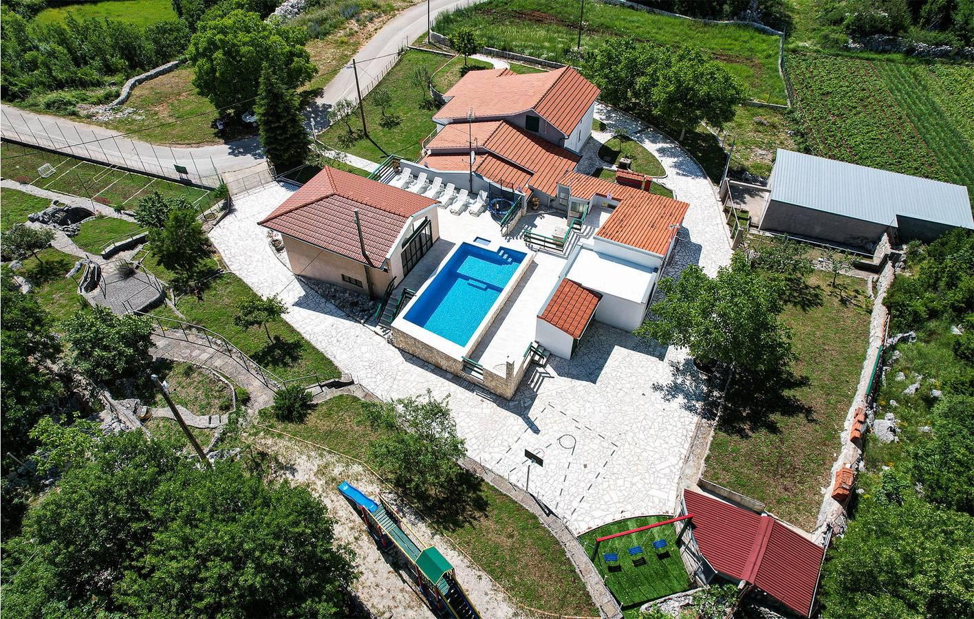 Vakantiehuis in Split-Dalmatië, Kroatië voor 10 personen foto 5