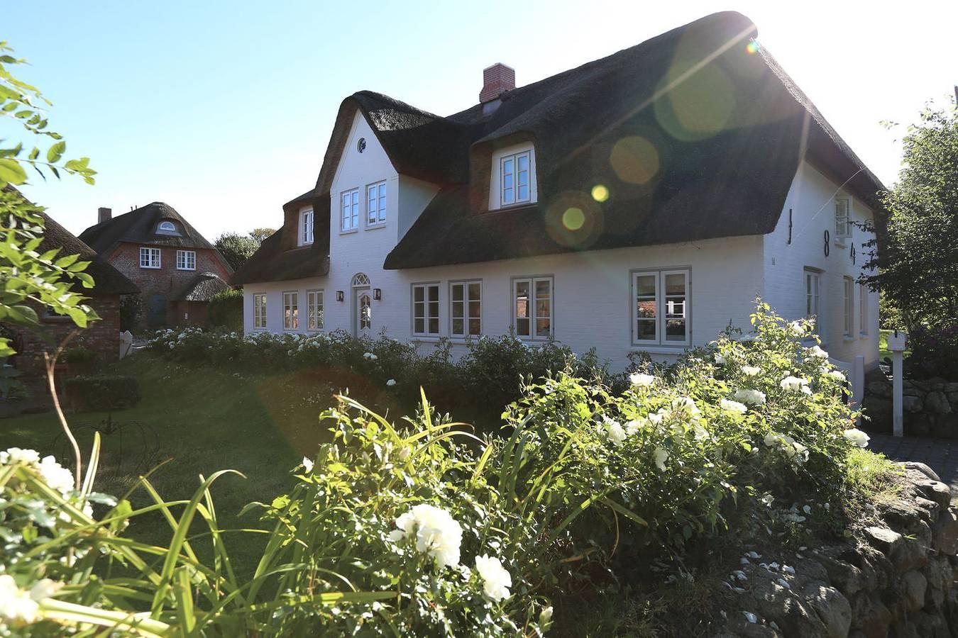 „Erleben Sie luxuriöse Erholung im Kapitänshaus Ost – Ihr Traumurlaub!“ in Oldsum, Föhr, Duitsland voor 6 personen foto 24