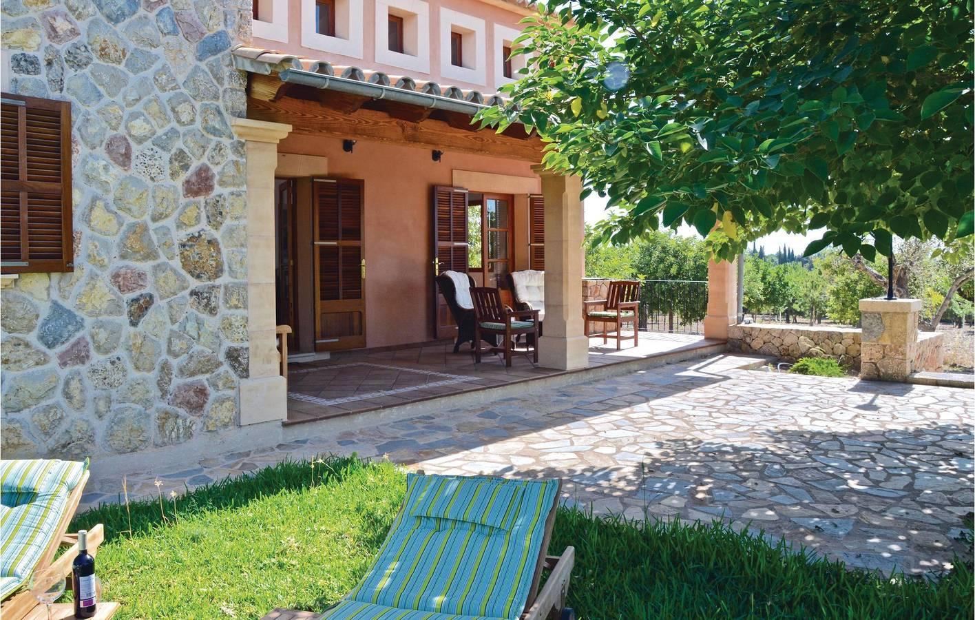 Appartement met terras aan het zwembad in Consell in Santa Maria del Cami, Mallorca Binnenland, Spanje voor 8 personen foto 21