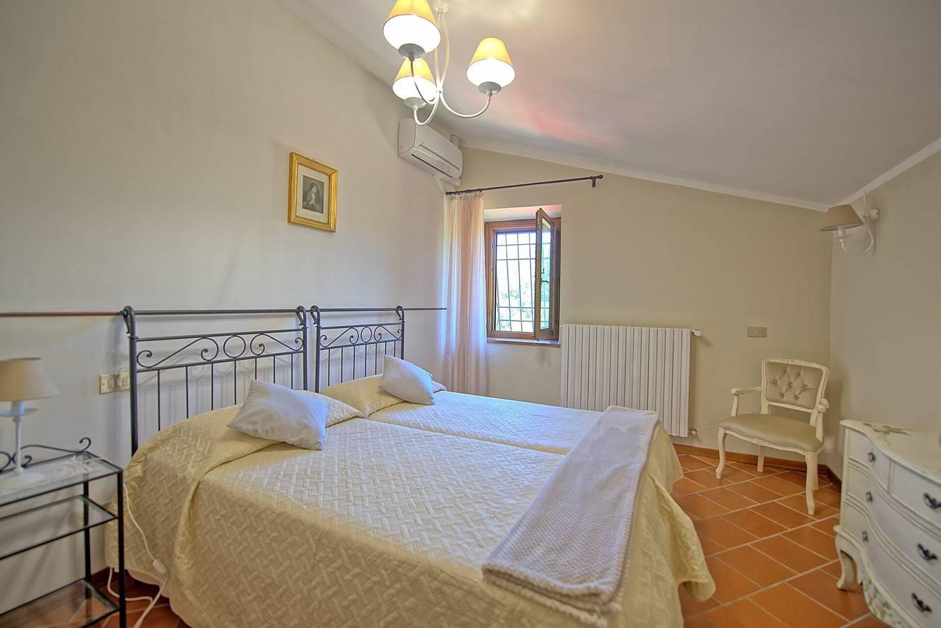 Villa Crispinino in Civitella in Val di Chiana, Chianti, Italië voor 9 personen foto 20