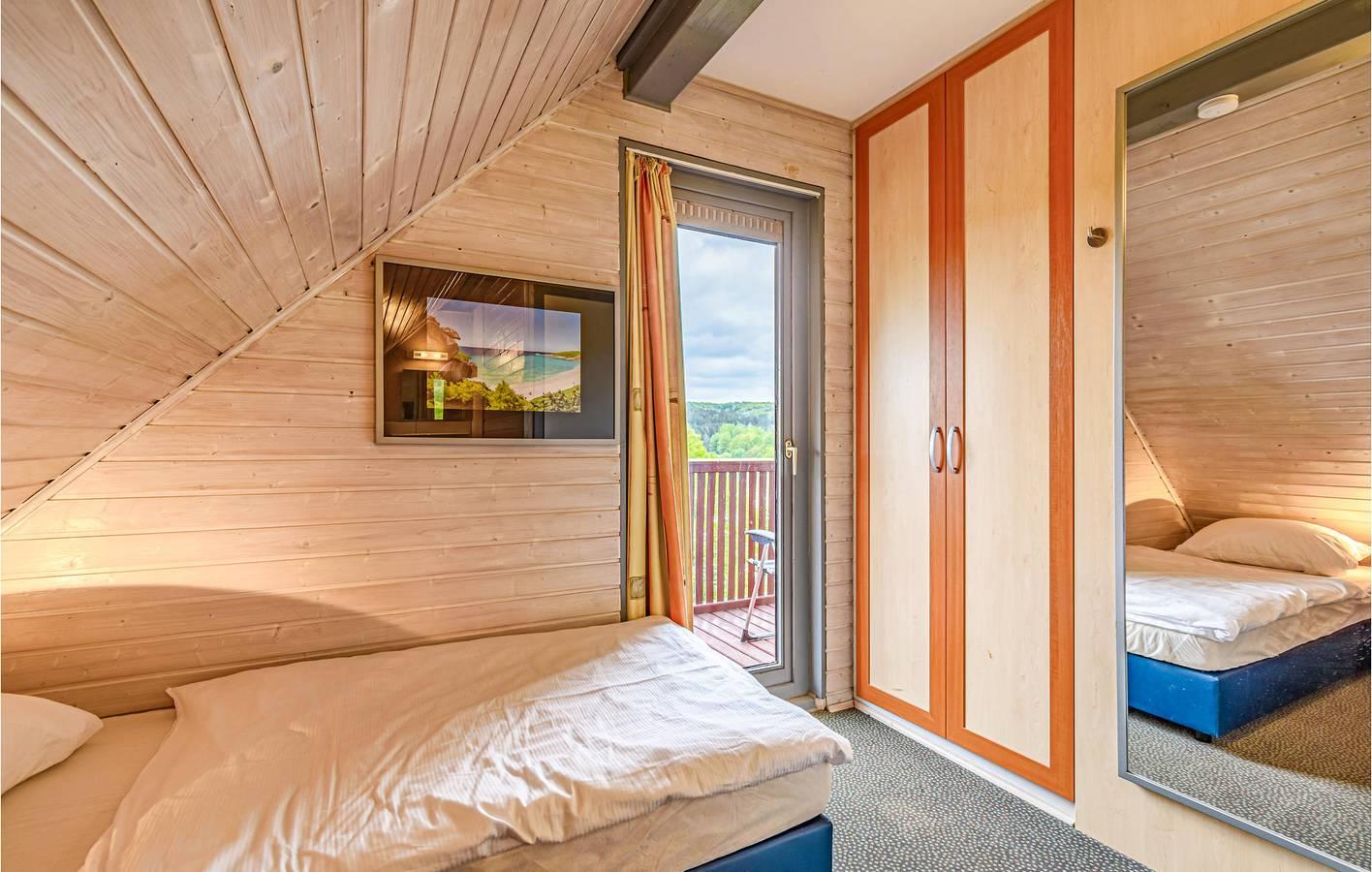 Modern appartement met terras en parkeerplaats in Ibra in Reimboldshausen, Kirchheim, Duitsland voor 6 personen foto 19