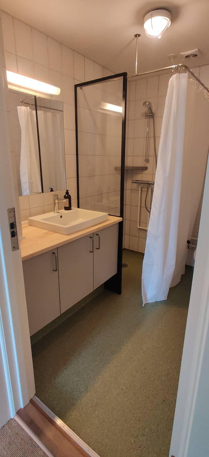 Vakantiehuis met uitzonderlijk uitzicht op zee in Sandkås, Allinge-Sandvig, Denemarken voor 12 personen foto 19