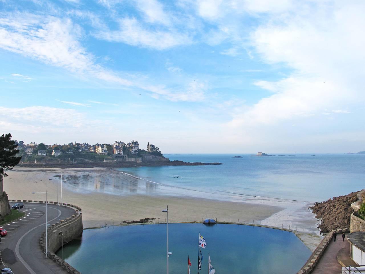 Le Petit Robinson met 1 slaapkamer en binnenzwembad in La Richardais, Saint-Malo en omgeing, Frankrijk voor 4 personen foto 19