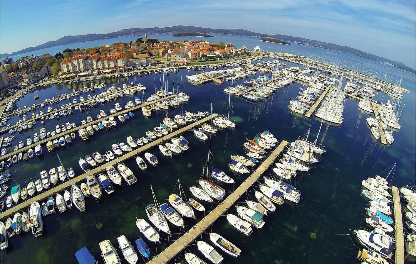 Charmant appartement met zwembad, terras en wifi, vlak bij parkeergelegenheid in Zadar, Kroatië voor 2 personen foto 23