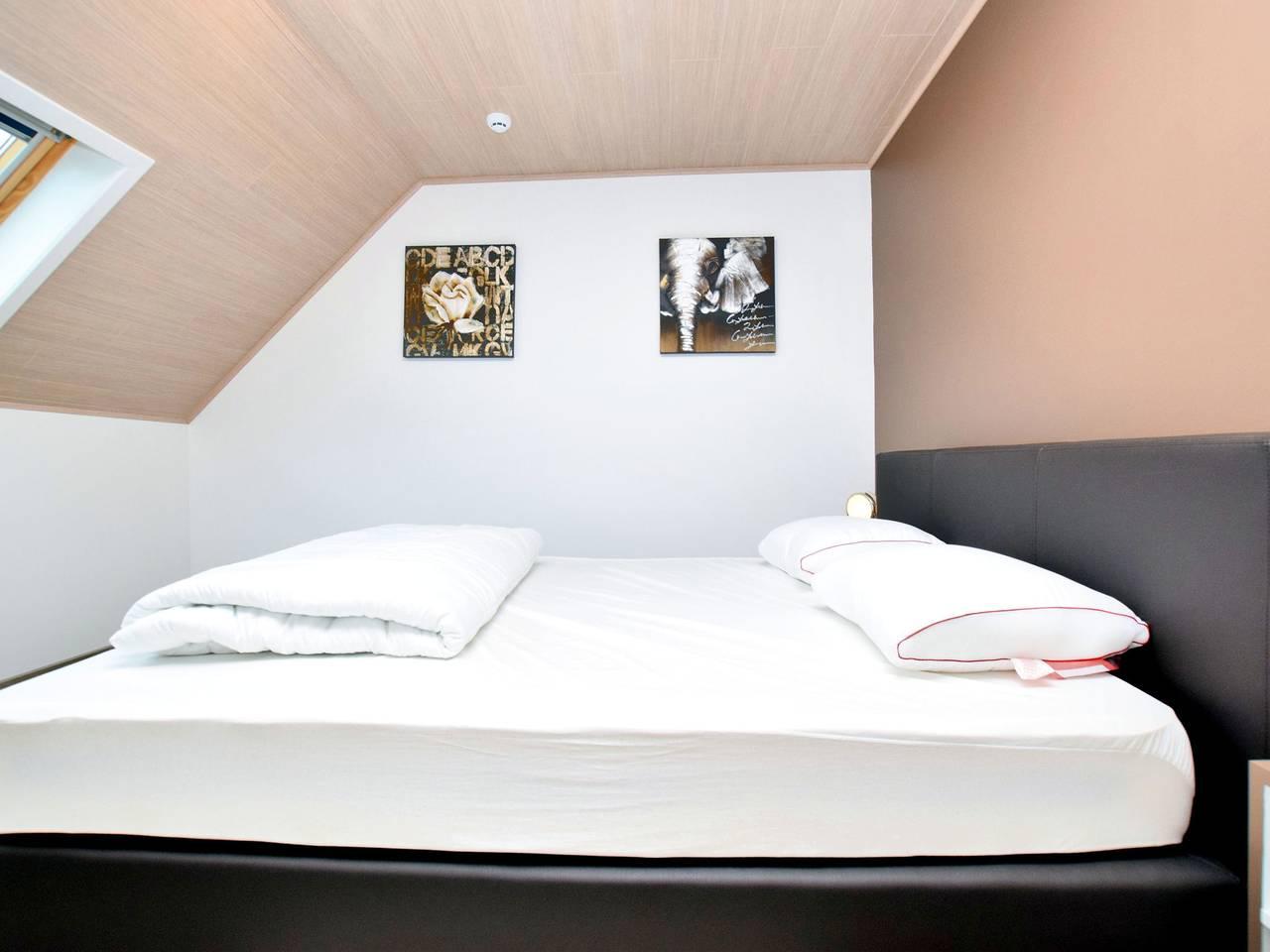 Luxe woning met sauna in Somme-Leuze, België voor 15 personen foto 20