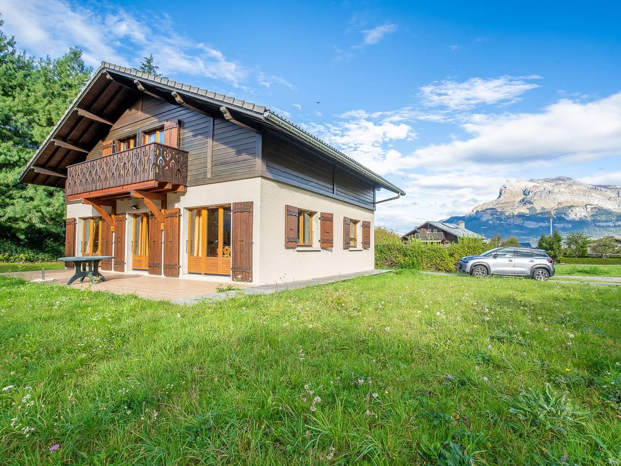 Vakantiehuis in Rhône-Alpes, Frankrijk voor 12 personen