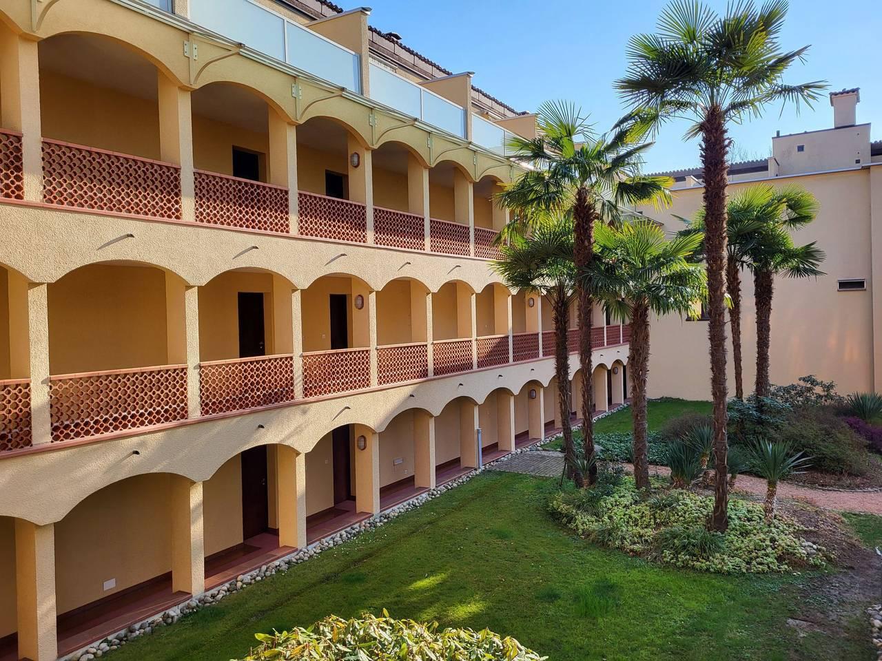 Vakantieappartement met 1 slaapkamer en terras in Caslano, Luganomeer, Zwitserland voor 2 personen foto 24