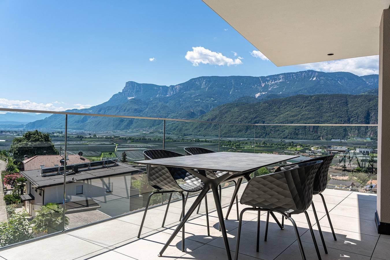 Appartement "Videre Penthouse Lodge" met Uitzicht op de Bergen in Gargazon, Sarntaler Alpen, Italië voor 4 personen foto 21