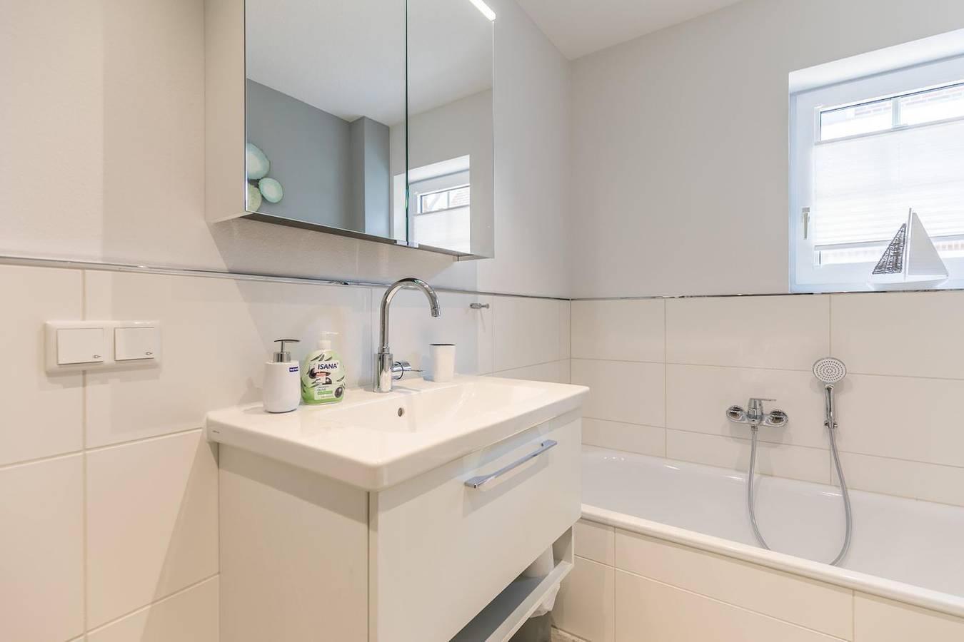 Vakantieappartement met 91 m², 1 slaapkamer en terras in Büsum, Dithmarschen, Duitsland voor 2 personen foto 19