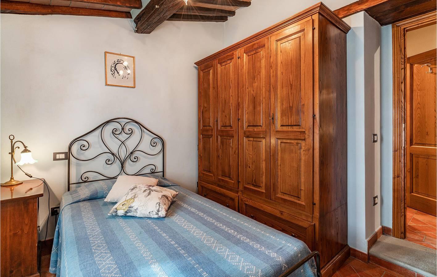 Appartement aan het zwembad met parkeerplaats en internet in Cortona, Provincie Arezzo, Italië voor 6 personen foto 19