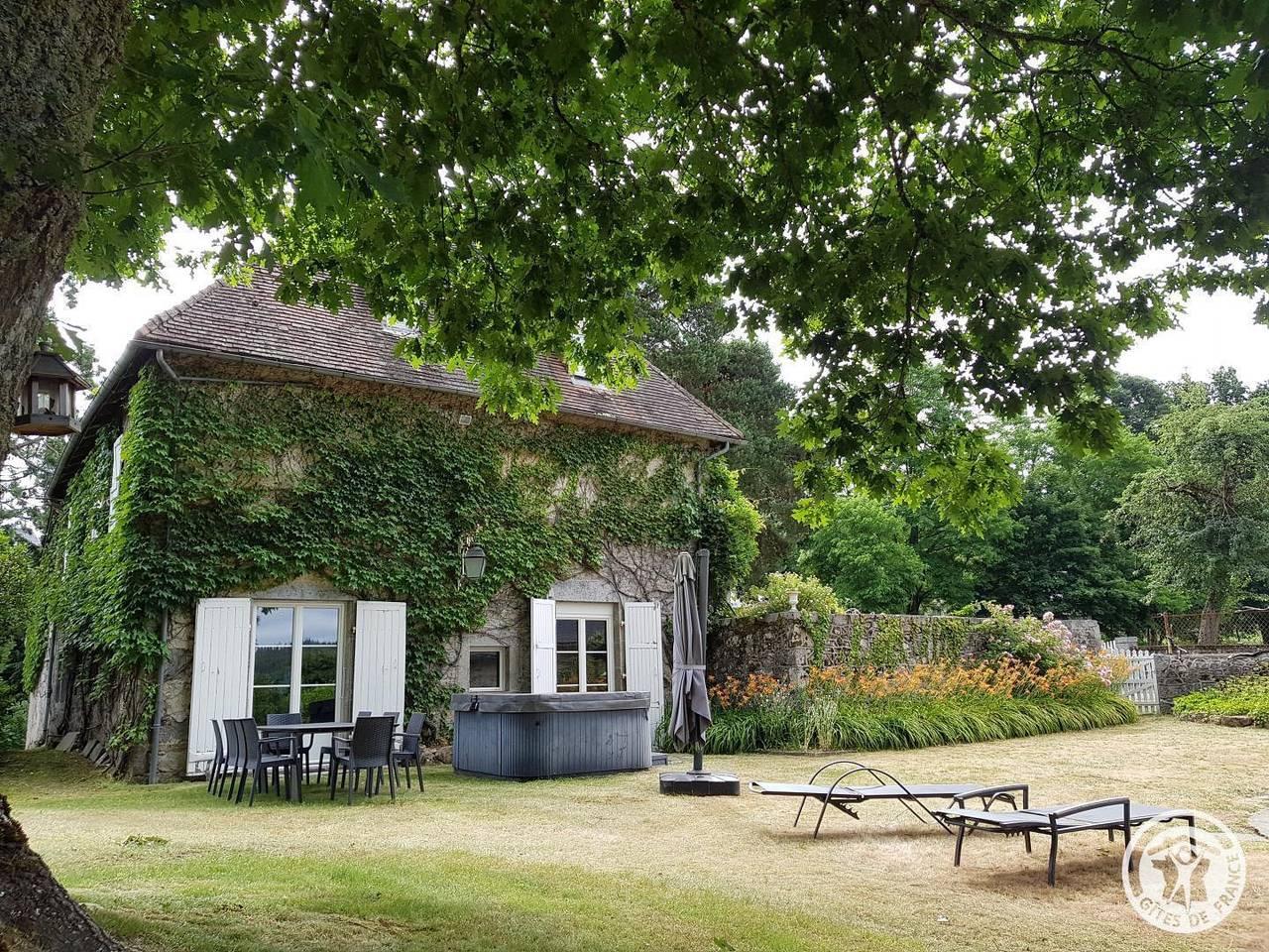 Vakantiehuis in Ussel, Frankrijk voor 11 personen foto 3
