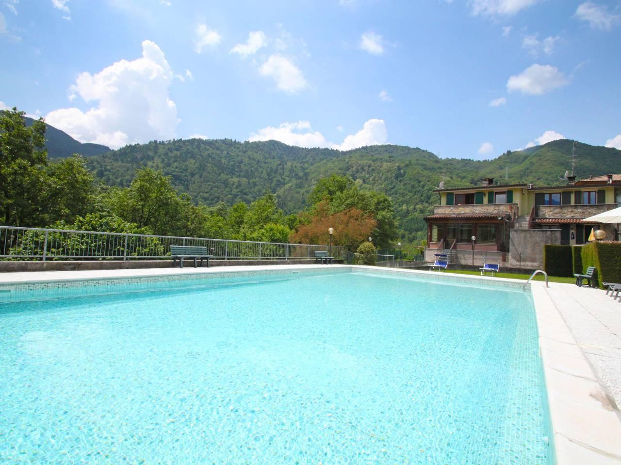 Vakantieappartement met zwembad en hond toegestaan in Idro, Garda Bergen, Italië voor 6 personen foto 19