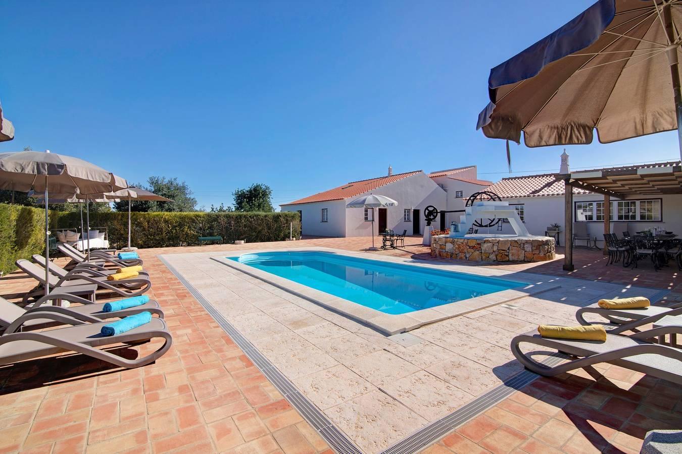 Vakantiehuis in Moncarapacho, Portugal voor 10 personen foto 3