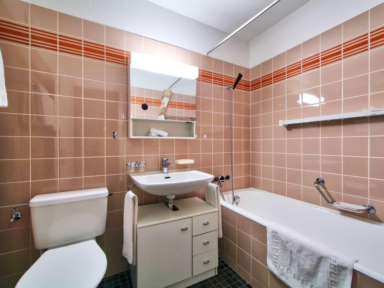 Vakantieappartement met 1 slaapkamer en balkon in Leukerbad, Wallis, Zwitserland voor 4 personen foto 9