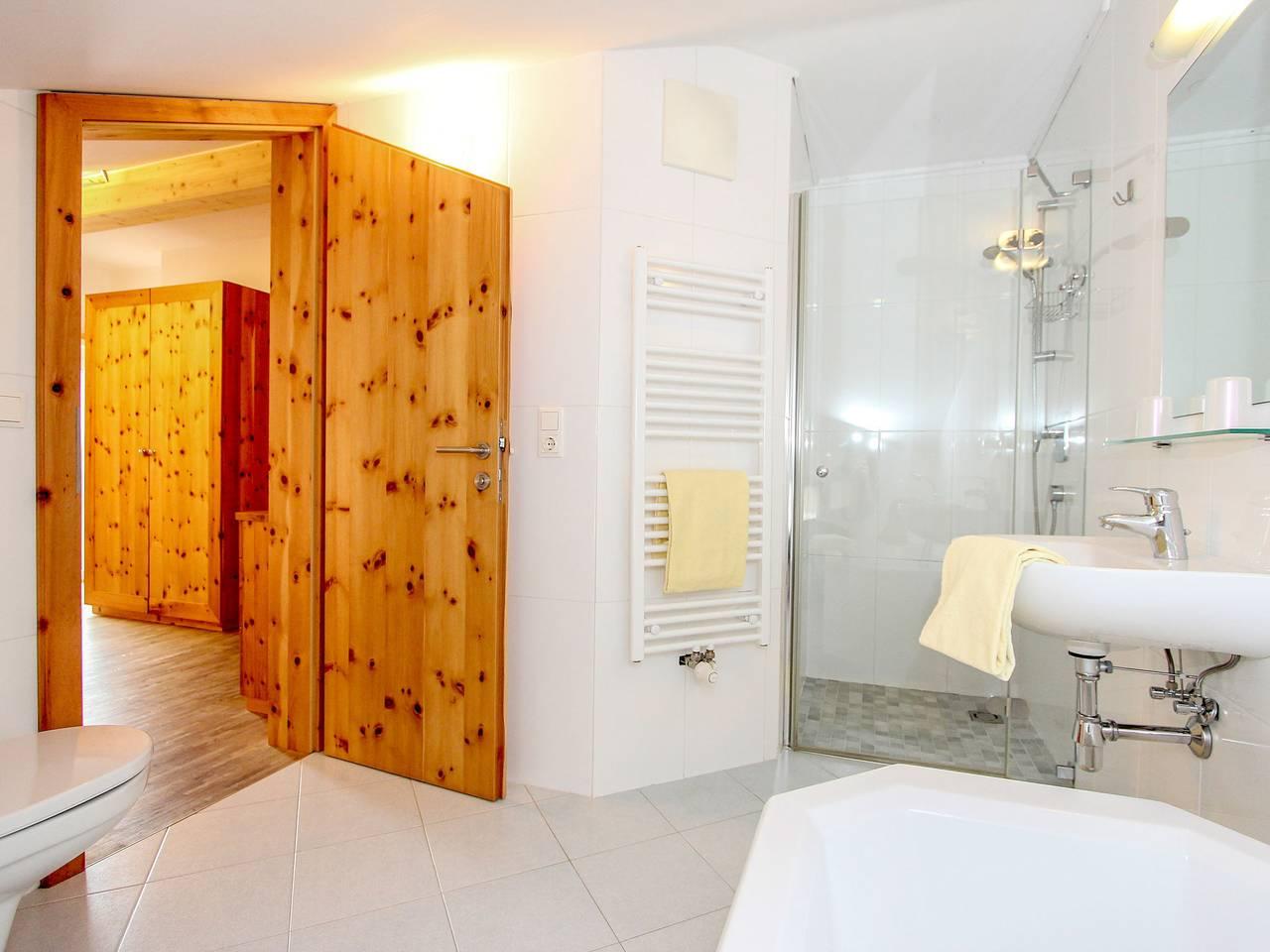 Vakantieappartement met 4 slaapkamers en terras in Tux Alps, Ried im Zillertal, Oostenrijk voor 8 personen foto 22