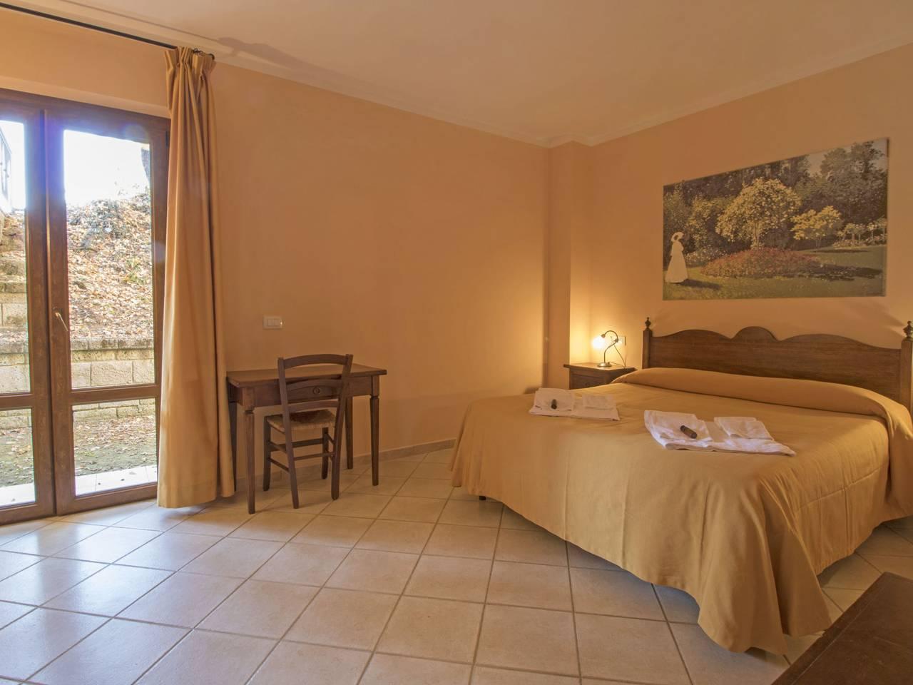Vakantieappartement met hottub en zwembad in Sorano, Provincie Grosseto, Italië voor 4 personen foto 6