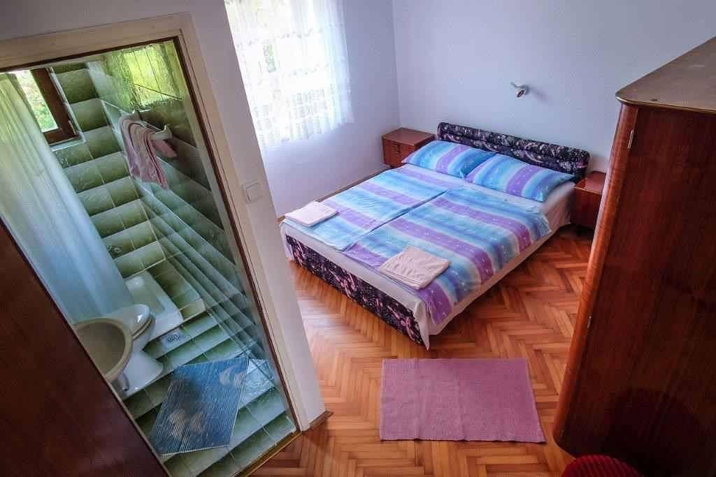 Vakantiewoning met terras en airconditioning in Kaštel (Barbat), Barbat na Rabu, Kroatië voor 9 personen foto 22