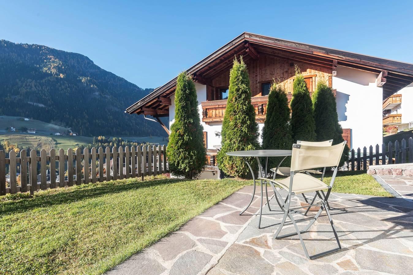 Appartement 'Cesa Sassela 2' met uitzicht op de bergen, sauna in Ortisei, Dolomiti Superski, Italië voor 5 personen foto 18