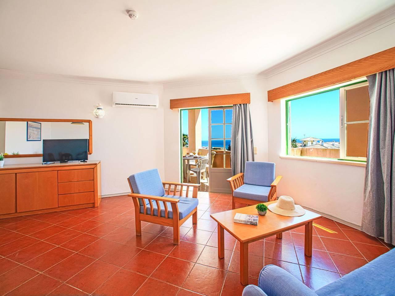 Vakantieappartement met zwembad en ligging bij zee in Alvor, Portugal voor 6 personen foto 24