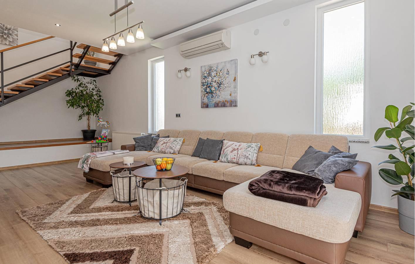 Charmant appartement van 200 m² nabij de rivier de Krka, met zwembad in Raslina, Šibenik-Knin, Kroatië voor 9 personen foto 22