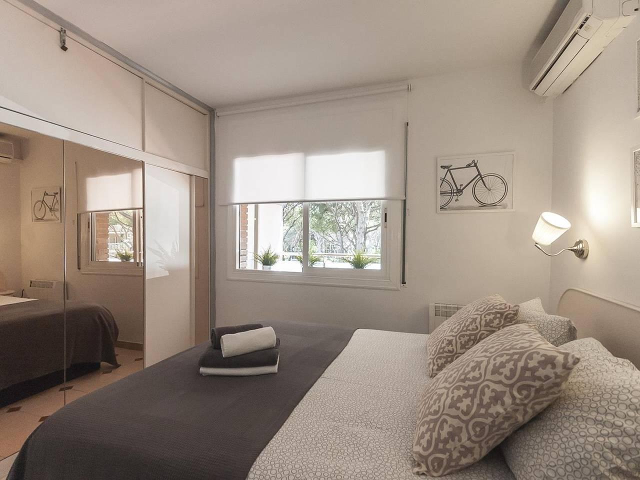 Vakantieappartement met zwembad en speeltuin in Castelldefels, Baix Llobregat, Spanje voor 6 personen foto 20