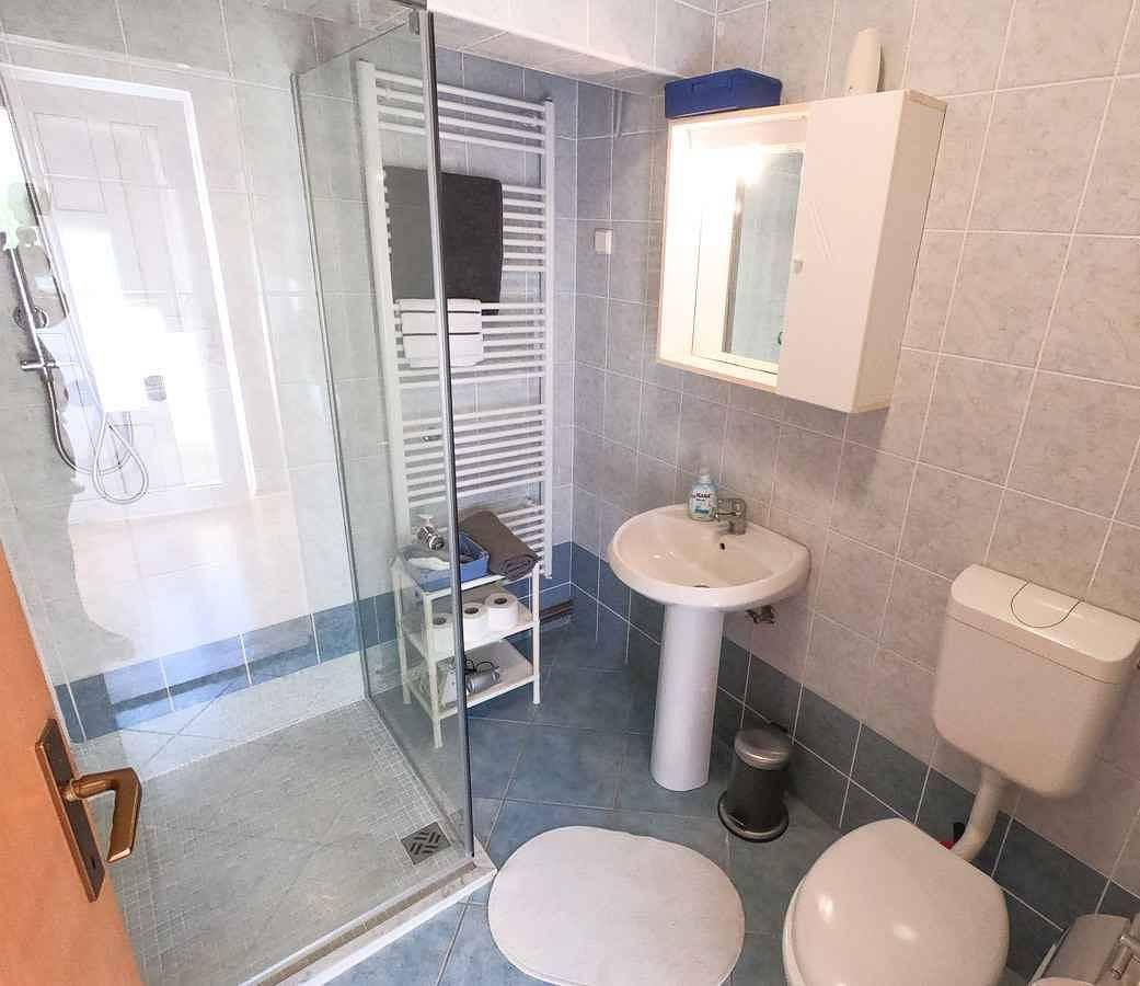 Vakantiewoning met airco en 45 m², 1 slaapkamer en sauna in Njivice, Krk, Kroatië voor 4 personen foto 21