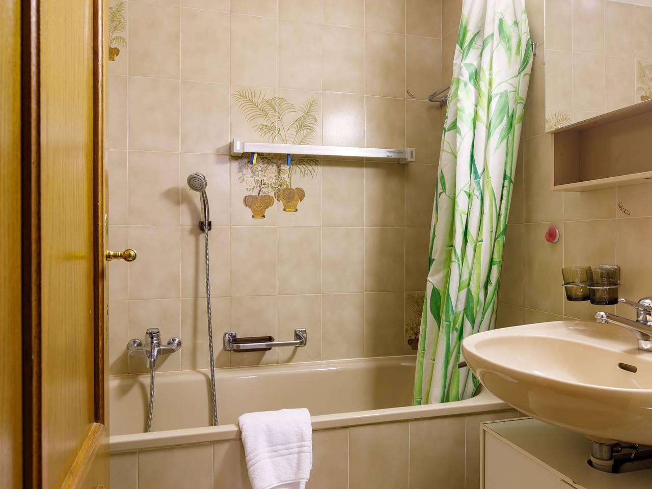 Vakantieappartement met speeltuin in Silvaplana-Surlej, Silvaplana, Zwitserland voor 2 personen foto 14