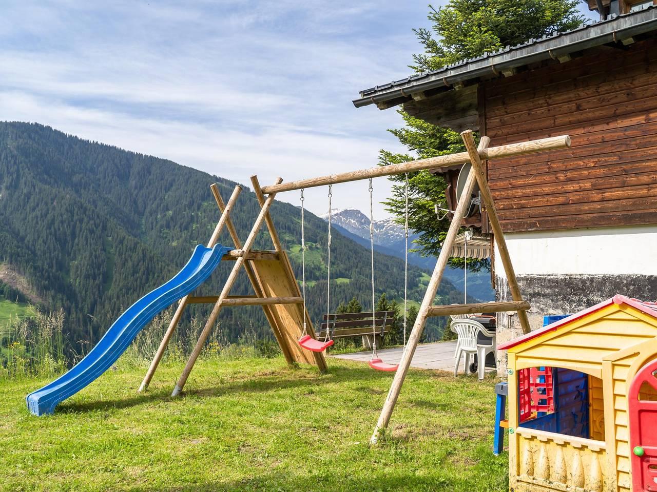 Vakantiehuis met alpine flair en tuin in Silbertal, Schruns-Tschagguns, Oostenrijk voor 12 personen foto 24